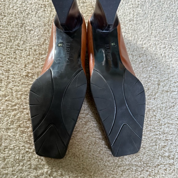 Enzo Angiolini Leather Cognac chunky heeled loafer. Size 7.5 - Picture 3 of 8